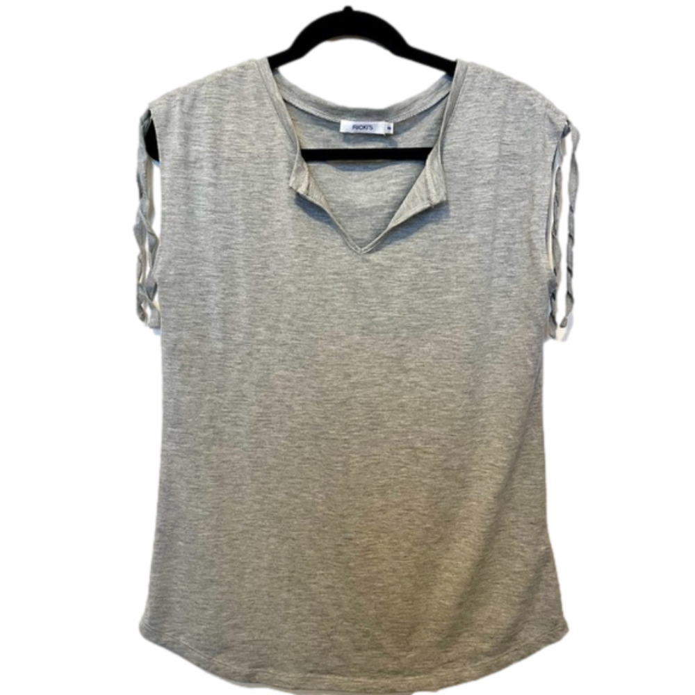 RICKI’S cotton top , excellent condition